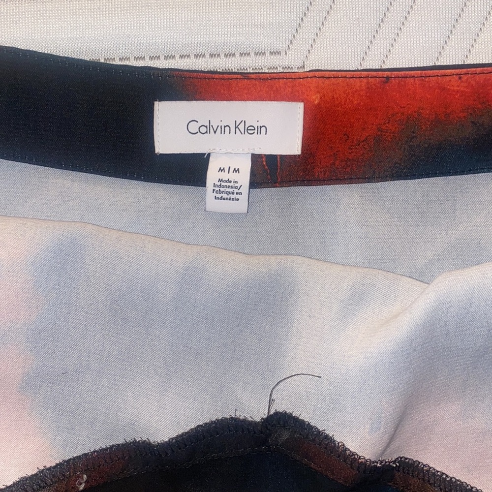 Calvin Klein top - Picture 3 of 3